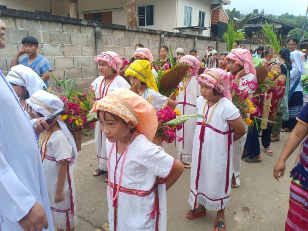 คณะกรรมการคาทอลิกเพื่อการพัฒนาสังคมร่วมกับแผนกสตรีสังฆมณฑลเชียงใหม่ และคณะกรรมการแม่ฮ่องสอน จัดกิจกรรมวันอาหารโลกแม่ลาน้อย คณะกรรมการคาทอลิกเพื่อการพัฒนาสังคมร่วมกับแผนกสตรีสังฆมณฑลเชียงใหม่ และคณะกรรมการแม่ฮ่องสอน จัดกิจกรรมวันอาหารโลกแม่ลาน้อย