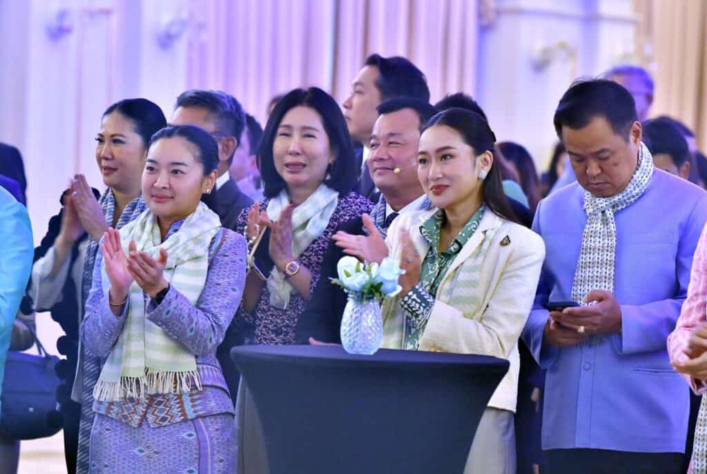 นายกฯ เปิดงาน “Thailand Winter Festivals” นำเสน่ห์ไทยดึงดูดนักท่องเที่ยวทั่วโลก นายกฯ เปิดงาน “Thailand Winter Festivals” นำเสน่ห์ไทยดึงดูดนักท่องเที่ยวทั่วโลก