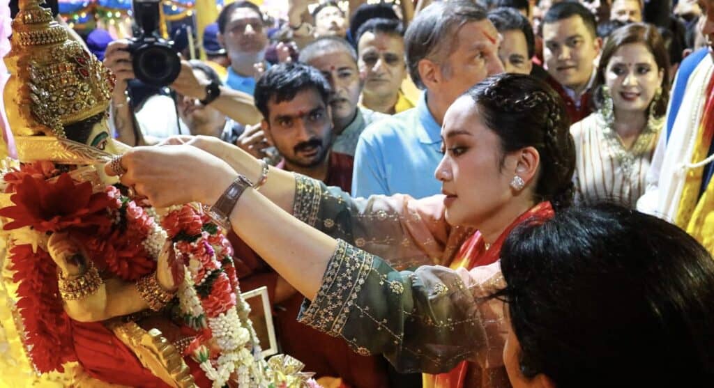 นายกฯ สวมสาหรี่ เปิดงาน “Amazing Thailand Diwali Festival Bangkok 2024” กระตุ้นการท่องเที่ยวเชิงวัฒนธรรม กระชับสัมพันธ์ไทย-อินเดีย นายกฯ สวมสาหรี่ เปิดงาน “Amazing Thailand Diwali Festival Bangkok 2024” กระตุ้นการท่องเที่ยวเชิงวัฒนธรรม กระชับสัมพันธ์ไทย-อินเดีย