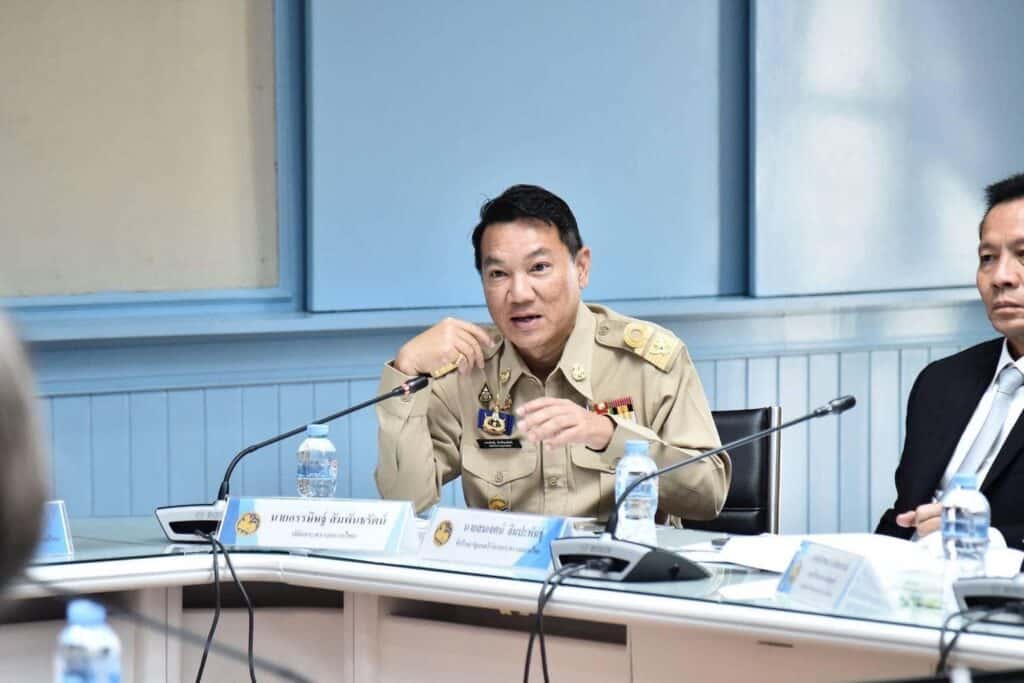 "อนุทิน" หารือองค์กรต่อต้านคอร์รัปชัน ย้ำมหาดไทยขับเคลื่อนปราบปรามทุจริตทุกรูปแบบ ผ่านกลไกบริหารทุกระดับ สร้างความเชื่อมั่นให้ประชาชน "อนุทิน" หารือองค์กรต่อต้านคอร์รัปชัน ย้ำมหาดไทยขับเคลื่อนปราบปรามทุจริตทุกรูปแบบ ผ่านกลไกบริหารทุกระดับ สร้างความเชื่อมั่นให้ประชาชน