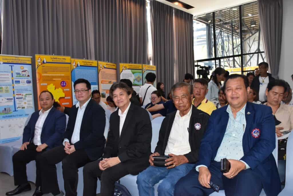 สภท. จับมือกูรูด้านพลังงานและสิ่งแวดล้อม จัดสัมมนาสื่อมวลชน ชู “ไฟฟ้า” คู่ “การลดคาร์บอน” หัวใจสำคัญของการพัฒนาในพื้นที่ EEC สภท. จับมือกูรูด้านพลังงานและสิ่งแวดล้อม จัดสัมมนาสื่อมวลชน ชู “ไฟฟ้า” คู่ “การลดคาร์บอน” หัวใจสำคัญของการพัฒนาในพื้นที่ EEC