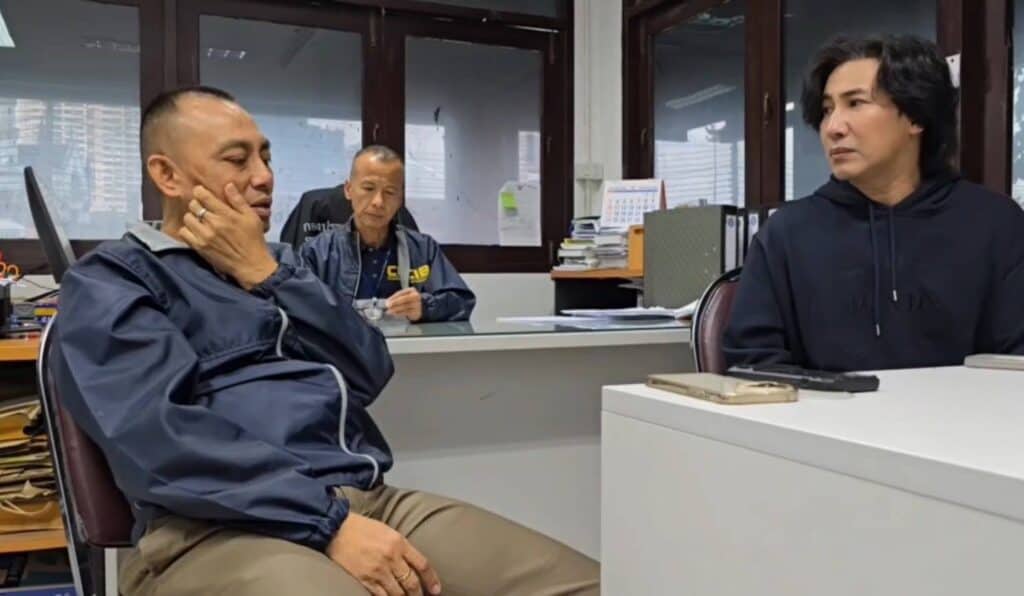 หนุ่ม กรรชัย ให้ปากคำมาราธอน บิ๊กเต่าสอบเองปมจ่าย 20 ล้านออกโหนกระแส หนุ่ม กรรชัย ให้ปากคำมาราธอน บิ๊กเต่าสอบเองปมจ่าย 20 ล้านออกโหนกระแส