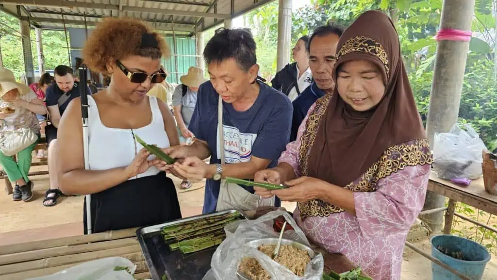 "วีระศักดิ์" ติดตามการจัดงาน “เพื่อนพึ่ง (ภาฯ)” เฉลิมพระเกียรติฯ