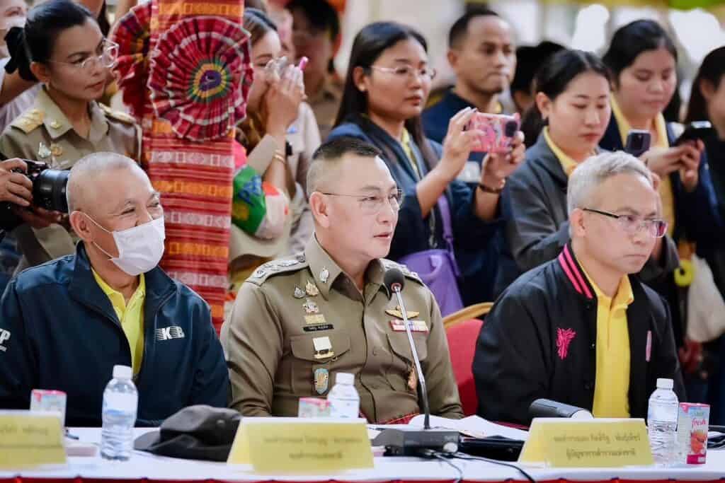 นายกฯ ลงพื้นที่ร้อยเอ็ด ติดตามการแก้ไขปัญหายาเสพติด สานต่อเศรษฐา ยก ธวัชบุรี - ท่าวังผาโมเดล ขยายผล 10 จังหวัด นายกฯ ลงพื้นที่ร้อยเอ็ด ติดตามการแก้ไขปัญหายาเสพติด สานต่อเศรษฐา ยก ธวัชบุรี - ท่าวังผาโมเดล ขยายผล 10 จังหวัด