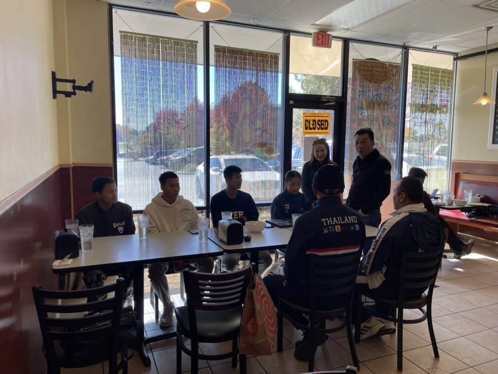 เลขาฯมวยบินเชียร์ขอบเวทีแดนมะกันลุ้นอภิชิตชิงทองกำปั้นยู19ชิงแชมป์โลก เลขาฯมวยบินเชียร์ขอบเวทีแดนมะกันลุ้นอภิชิตชิงทองกำปั้นยู19ชิงแชมป์โลก