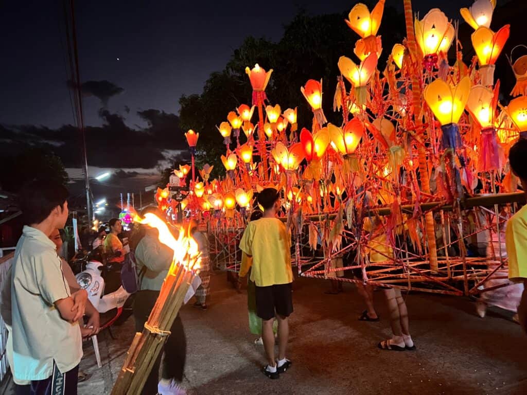 ปอยอ่องจ๊อดเมืองปอน อ.ขุนยวม จ.แม่ฮ่องสอน ปอยอ่องจ๊อดเมืองปอน อ.ขุนยวม จ.แม่ฮ่องสอน