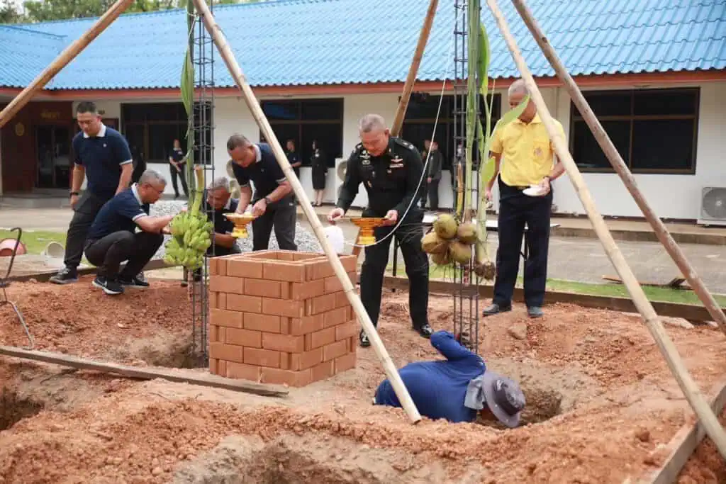 ผอ.สนภ.3 นทพ. เป็นประธานพิธีเจริญพระพุทธมนต์สมโภช “พระพุทธมหาจักรพรรดิอมรรัตนนาคาธิบดี“