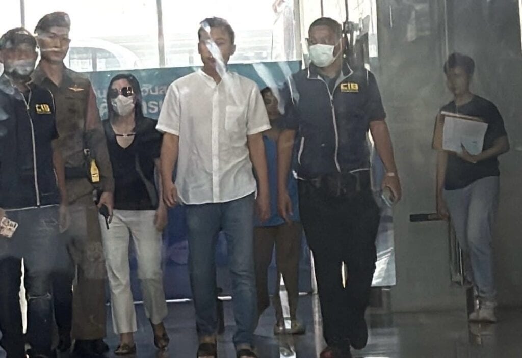 รอง ผบช.ก. บอก คำให้การ ‘ทนายตั้ม-ภรรยา’ แสดงให้เห็นถึงเจตนาบางอย่าง ทั้งคู่ปฏิเสธข้อกล่าวทั้ง 3 คดี รอง ผบช.ก. บอก คำให้การ ‘ทนายตั้ม-ภรรยา’ แสดงให้เห็นถึงเจตนาบางอย่าง ทั้งคู่ปฏิเสธข้อกล่าวทั้ง 3 คดี