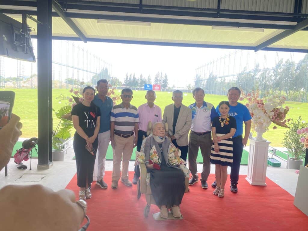 เปิดตัวยิ่งใหญ่ “โปรเกรส ไดร์ฟวิ่ง เร้นจ์”สนามไดร์กอล์ฟ มาตราฐาน รังสรรค์โดย “เกษม ศรมยุรา“ เปิดตัวยิ่งใหญ่ “โปรเกรส ไดร์ฟวิ่ง เร้นจ์”สนามไดร์กอล์ฟ มาตราฐาน รังสรรค์โดย “เกษม ศรมยุรา“