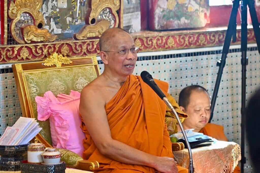 มท.1 เป็นประธานถวายผ้าพระกฐินประทานในสมเด็จพระอริยวงศาคตญาณ สมเด็จพระสังฆราช สกลมหาสังฆปริณายก ณ วัดเขาไกรลาศ จังหวัดประจวบคีรีขันธ์ มท.1 เป็นประธานถวายผ้าพระกฐินประทานในสมเด็จพระอริยวงศาคตญาณ สมเด็จพระสังฆราช สกลมหาสังฆปริณายก ณ วัดเขาไกรลาศ จังหวัดประจวบคีรีขันธ์