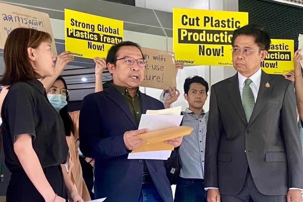 ตัวแทนภาคประชาสังคม เรียกร้องรัฐบาลไทย แสดงจุดยืนสนับสนุน ‘สนธิสัญญาพลาสติกโลก’ ตัวแทนภาคประชาสังคม เรียกร้องรัฐบาลไทย แสดงจุดยืนสนับสนุน ‘สนธิสัญญาพลาสติกโลก’