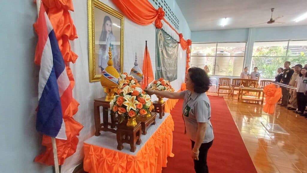 จังหวัดอุตรดิตถ์จัดหน่วยแพทย์อาสาสมเด็จพระศรีนครินทราบรมราชชนนี (พอ.สว.) ออกหน่วยเคลื่อนที่ให้บริการประชาชนพื้นที่อำเภอบ้านโคก จังหวัดอุตรดิตถ์จัดหน่วยแพทย์อาสาสมเด็จพระศรีนครินทราบรมราชชนนี (พอ.สว.) ออกหน่วยเคลื่อนที่ให้บริการประชาชนพื้นที่อำเภอบ้านโคก