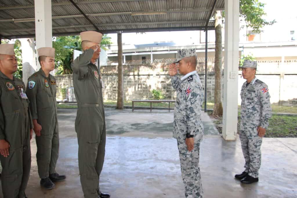 "พิทักษ์สถาบัน ป้องกันอ่าวไทย สามัคคีรวมใจ ห่วงใยประชาชน " "พิทักษ์สถาบัน ป้องกันอ่าวไทย สามัคคีรวมใจ ห่วงใยประชาชน "