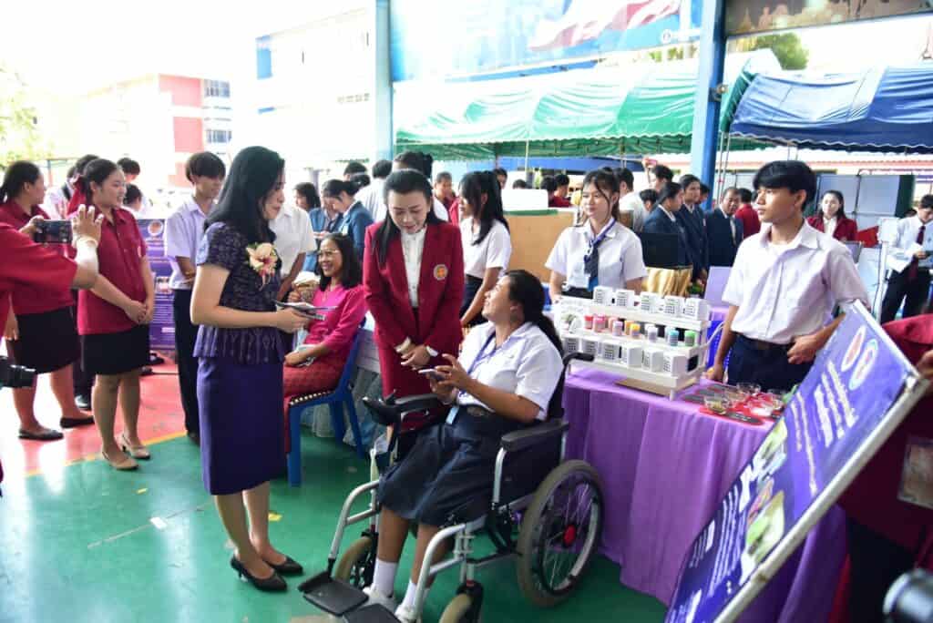 สำนักงานอาชีวศึกษาจังหวัดนครปฐม และสมุทรสาคร จัดกิจกรรมประกวดสิ่งประดิษฐ์ของคนรุ่นใหม่ ประจำปีการศึกษา 2568 "สุดยอดนวัตกรรม อาชีวศึกษา" สำนักงานอาชีวศึกษาจังหวัดนครปฐม และสมุทรสาคร จัดกิจกรรมประกวดสิ่งประดิษฐ์ของคนรุ่นใหม่ ประจำปีการศึกษา 2568 "สุดยอดนวัตกรรม อาชีวศึกษา"