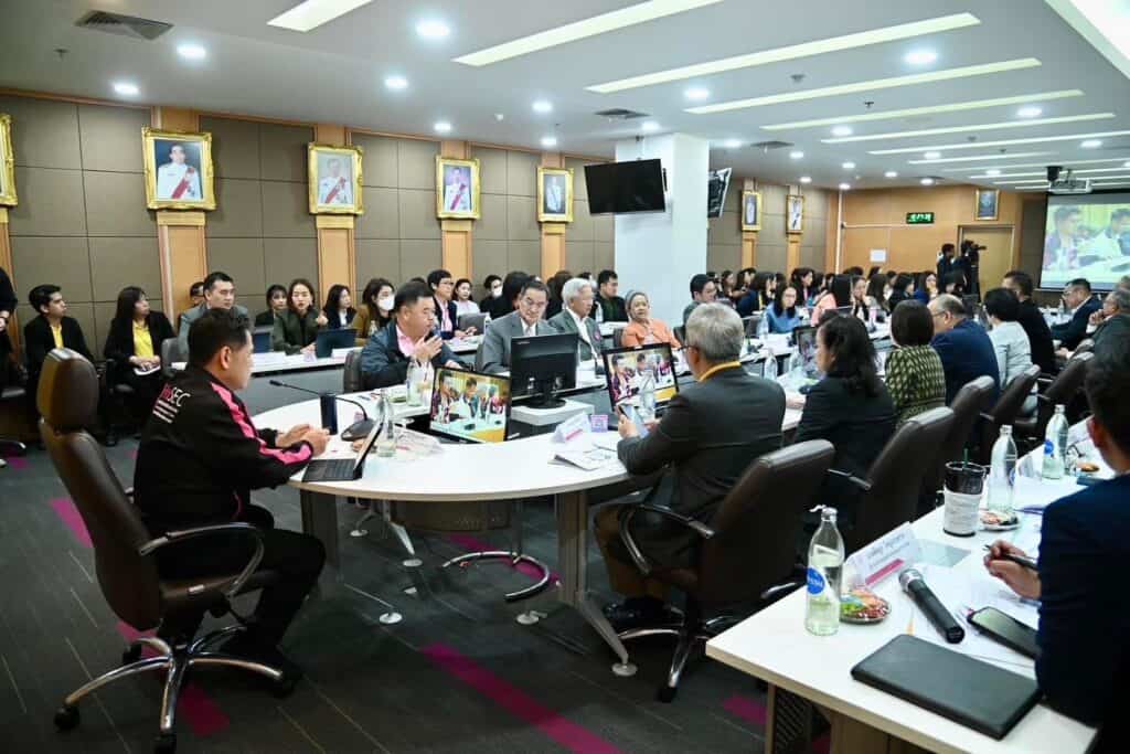 ‘วราวุธ’ เร่งเครื่อง พม. ติดตามนโยบายพันธกิจ 9 ด้าน ต่อยอดจากนโยบาย 5x5 ฝ่าวิกฤตประชากร ยกระดับคุณภาพชีวิตประชากรเตรียมความพร้อมรองรับสังคมสูงวัย ‘วราวุธ’ เร่งเครื่อง พม. ติดตามนโยบายพันธกิจ 9 ด้าน ต่อยอดจากนโยบาย 5x5 ฝ่าวิกฤตประชากร ยกระดับคุณภาพชีวิตประชากรเตรียมความพร้อมรองรับสังคมสูงวัย