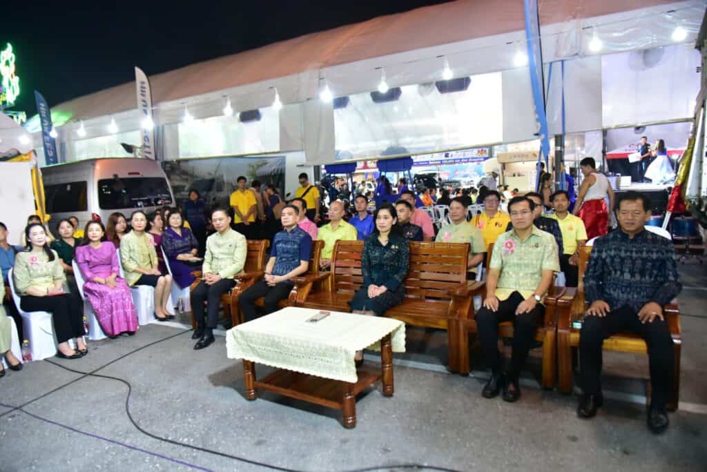 จังหวัดนครปฐม หมุนวงล้อเพื่อออกรางวัลสลากบำรุงกาชาดการกุศล ประจำปี พ.ศ. 2567 จังหวัดนครปฐม หมุนวงล้อเพื่อออกรางวัลสลากบำรุงกาชาดการกุศล ประจำปี พ.ศ. 2567