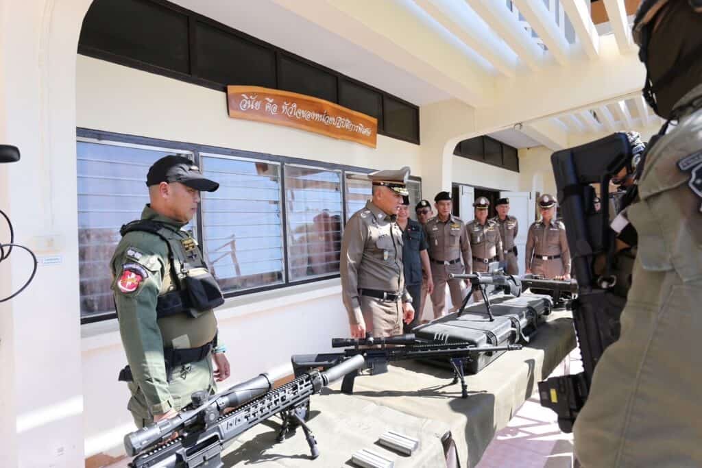 ผู้บัญชาการตำรวจภาค 3 ประกาศปราบปรามผู้มีอิทธิพลและยาเสพติด ผู้บัญชาการตำรวจภาค 3 ประกาศปราบปรามผู้มีอิทธิพลและยาเสพติด