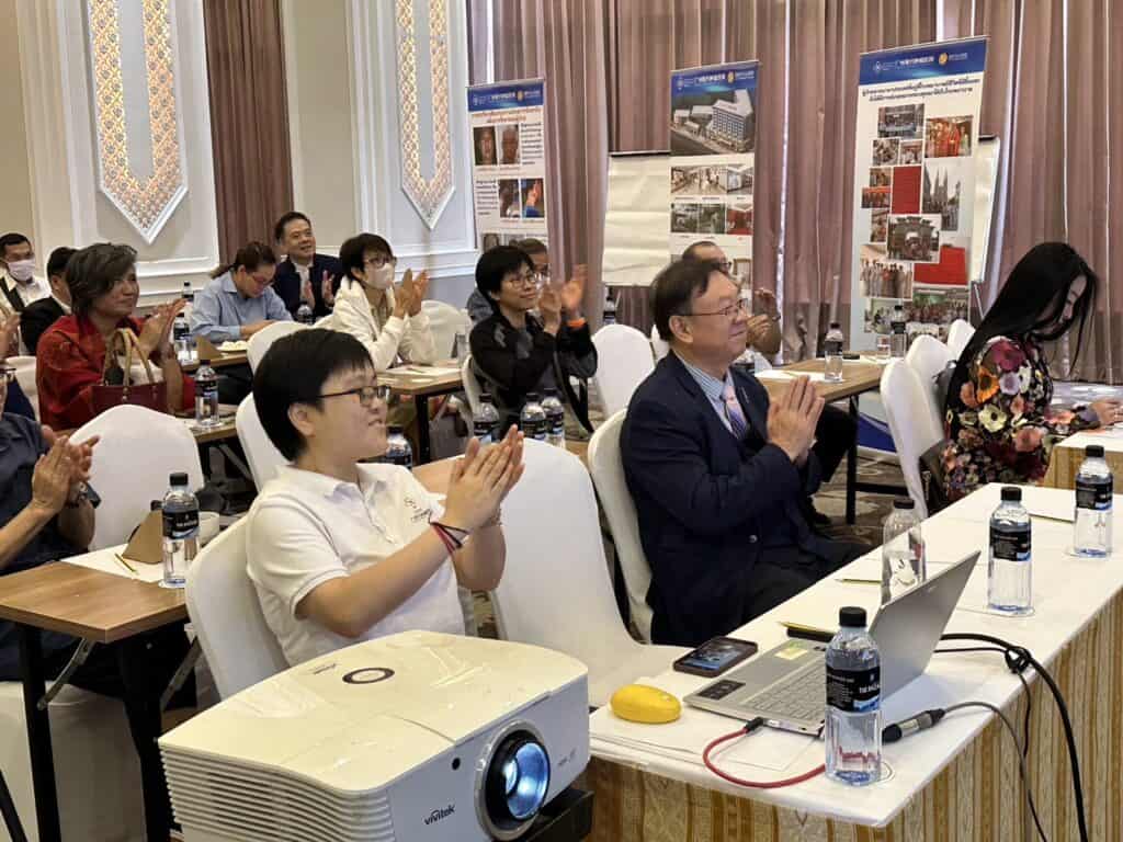 นุ๊ก สุทธิดา ปันประสบการณ์รักษามะเร็งที่ เมืองจีน นุ๊ก สุทธิดา ปันประสบการณ์รักษามะเร็งที่ เมืองจีน