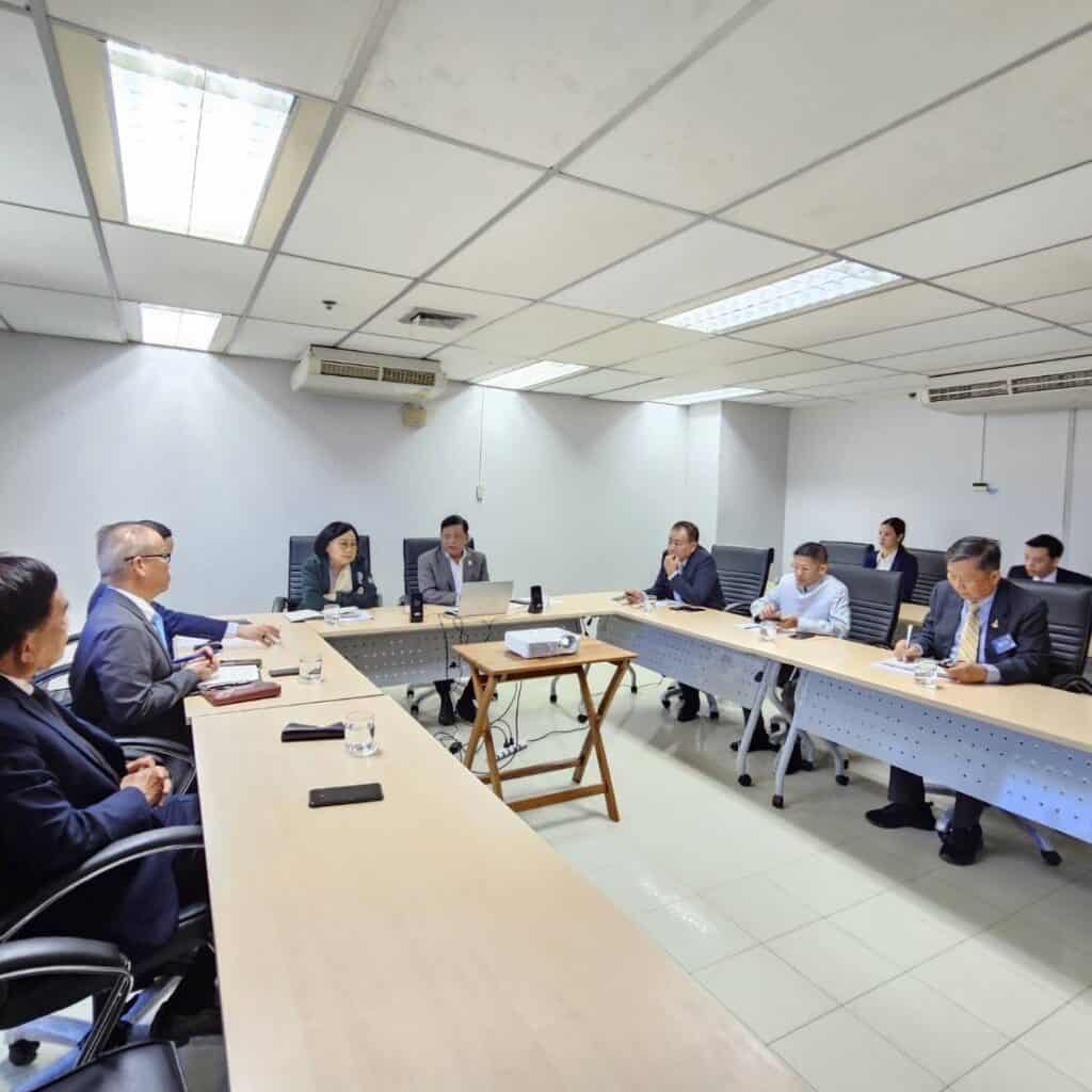 ทีม Think Tank ”รัฐมนตรีเฉลิมชัย“ เผยแนวทางขับเคลื่อนโครงการโลว์คาร์บอน ไทยแลนด์ ทีม Think Tank ”รัฐมนตรีเฉลิมชัย“ เผยแนวทางขับเคลื่อนโครงการโลว์คาร์บอน ไทยแลนด์