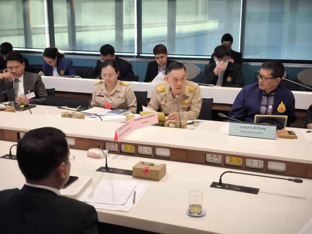 กมธ.วุฒิสภา ชงยึดทรัพย์นายทุนทิ้งขยะพิษ กมธ.วุฒิสภา ชงยึดทรัพย์นายทุนทิ้งขยะพิษ