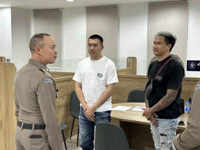 ‘เมลาย รัชดา - หนุ่ม เม้งการยางชลบุรี’ เข้าให้ปากคำตำรวจไซเบอร์ปมคลิป ความรุนแรง ‘แบงค์ เลสเตอร์’ ยัน ก่อนถ่ายคลิป มีการตกลงกันแล้ว แลกค่าจ้าง 2,000 บาท พร้อมจ่อยกเลิก "ทริปน้ำไม่อาบ" ‘เมลาย รัชดา - หนุ่ม เม้งการยางชลบุรี’ เข้าให้ปากคำตำรวจไซเบอร์ปมคลิป ความรุนแรง ‘แบงค์ เลสเตอร์’ ยัน ก่อนถ่ายคลิป มีการตกลงกันแล้ว แลกค่าจ้าง 2,000 บาท พร้อมจ่อยกเลิก "ทริปน้ำไม่อาบ"