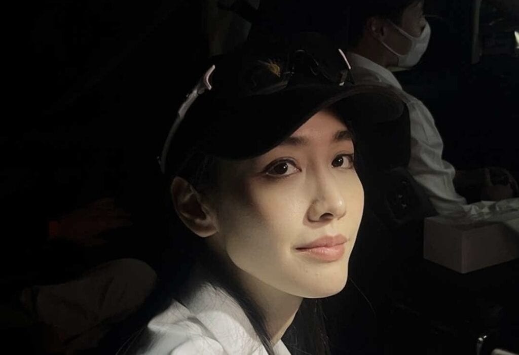 เปิดภาพแรก 'มิน -แซม' หลังถูกปล่อยจากเรือนจำ ญาติรอรับกลับบ้าน เปิดภาพแรก 'มิน -แซม' หลังถูกปล่อยจากเรือนจำ ญาติรอรับกลับบ้าน