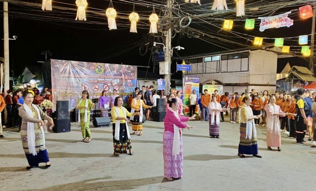 ร้องต่างชาติสร้างความเดือดร้อนให้ชาวเมืองปาย ร้องต่างชาติสร้างความเดือดร้อนให้ชาวเมืองปาย