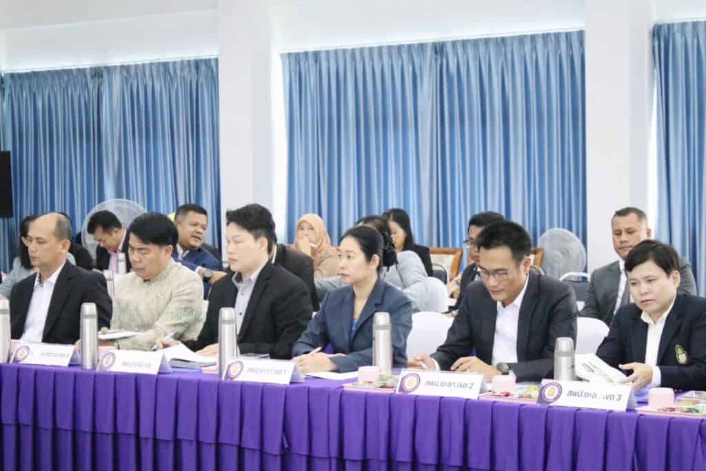 ปัตตานี - ศูนย์ขับเคลื่อนการศึกษาในจังหวัดชายแดนภาคใต้ เสริมสร้างโอกาสทางการศึกษา พัฒนาทักษะอาชีพนักเรียนโรงเรียนประชารัฐ จชต. เพิ่มผู้เรียนสายอาชีพ รองรับตลาดแรงงานในพื้นที่ ปัตตานี - ศูนย์ขับเคลื่อนการศึกษาในจังหวัดชายแดนภาคใต้ เสริมสร้างโอกาสทางการศึกษา พัฒนาทักษะอาชีพนักเรียนโรงเรียนประชารัฐ จชต. เพิ่มผู้เรียนสายอาชีพ รองรับตลาดแรงงานในพื้นที่