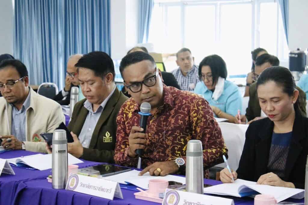 ปัตตานี - ศูนย์ขับเคลื่อนการศึกษาในจังหวัดชายแดนภาคใต้ เสริมสร้างโอกาสทางการศึกษา พัฒนาทักษะอาชีพนักเรียนโรงเรียนประชารัฐ จชต. เพิ่มผู้เรียนสายอาชีพ รองรับตลาดแรงงานในพื้นที่ ปัตตานี - ศูนย์ขับเคลื่อนการศึกษาในจังหวัดชายแดนภาคใต้ เสริมสร้างโอกาสทางการศึกษา พัฒนาทักษะอาชีพนักเรียนโรงเรียนประชารัฐ จชต. เพิ่มผู้เรียนสายอาชีพ รองรับตลาดแรงงานในพื้นที่