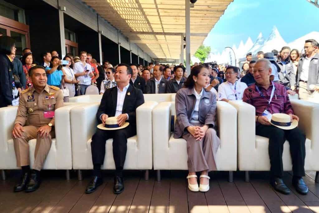 นายกฯ เปิดงานแสดงเรือนานาชาติแห่งประเทศไทย และลักซ์ชูรี่ไลฟ์สไตล์ ระบุ เคยทำงานเอกชนเข้าใจนักธุรกิจ พร้อมช่วยเคลียร์ความยุ่งยาก หนุนธุรกิจทางน้ำ - ท่องเที่ยวภูเก็ต นายกฯ เปิดงานแสดงเรือนานาชาติแห่งประเทศไทย และลักซ์ชูรี่ไลฟ์สไตล์ ระบุ เคยทำงานเอกชนเข้าใจนักธุรกิจ พร้อมช่วยเคลียร์ความยุ่งยาก หนุนธุรกิจทางน้ำ - ท่องเที่ยวภูเก็ต