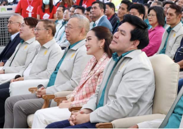 กระทรวงศึกษาธิการ จัดงานวันเด็ก คึกคัก สกสค. ร่วมสร้างสีสัน แจกรางวัล มอบความสุขในวันเด็กแห่งชาติ 2568 กระทรวงศึกษาธิการ จัดงานวันเด็ก คึกคัก สกสค. ร่วมสร้างสีสัน แจกรางวัล มอบความสุขในวันเด็กแห่งชาติ 2568