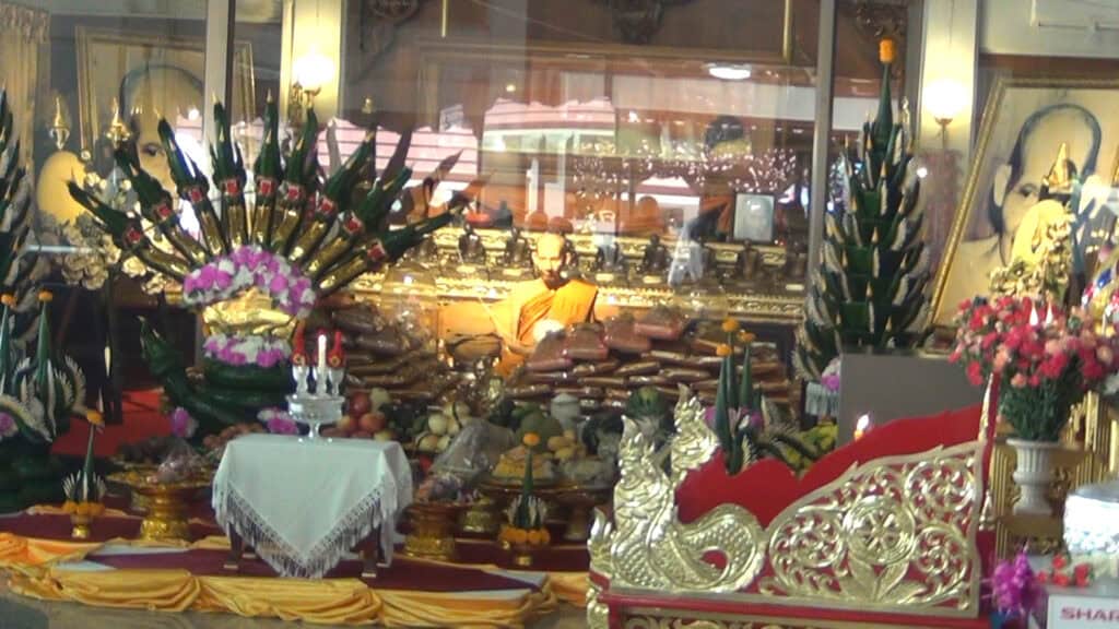 ครบรอบ 29 ปี วันละสังขาร หลวงพ่อเกษม เขมโก พระอริยสงฆ์เจ้า 15 มกราคม ของทุกปี ศิษยานุศิษย์ ทั่วสารทิศ ยังเนื่องแน่นไม่ขาดสาย ครบรอบ 29 ปี วันละสังขาร หลวงพ่อเกษม เขมโก พระอริยสงฆ์เจ้า 15 มกราคม ของทุกปี ศิษยานุศิษย์ ทั่วสารทิศ ยังเนื่องแน่นไม่ขาดสาย