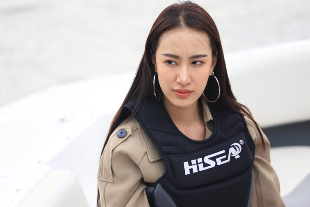 จำลองเหตุการณ์ “แตงโม นิดา” พลัดตกเรือกลางแม่น้ำเจ้าพระยา จำลองเหตุการณ์ “แตงโม นิดา” พลัดตกเรือกลางแม่น้ำเจ้าพระยา