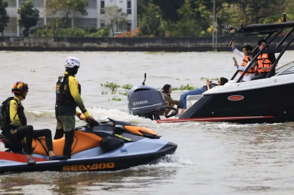 จำลองเหตุการณ์ “แตงโม นิดา” พลัดตกเรือกลางแม่น้ำเจ้าพระยา