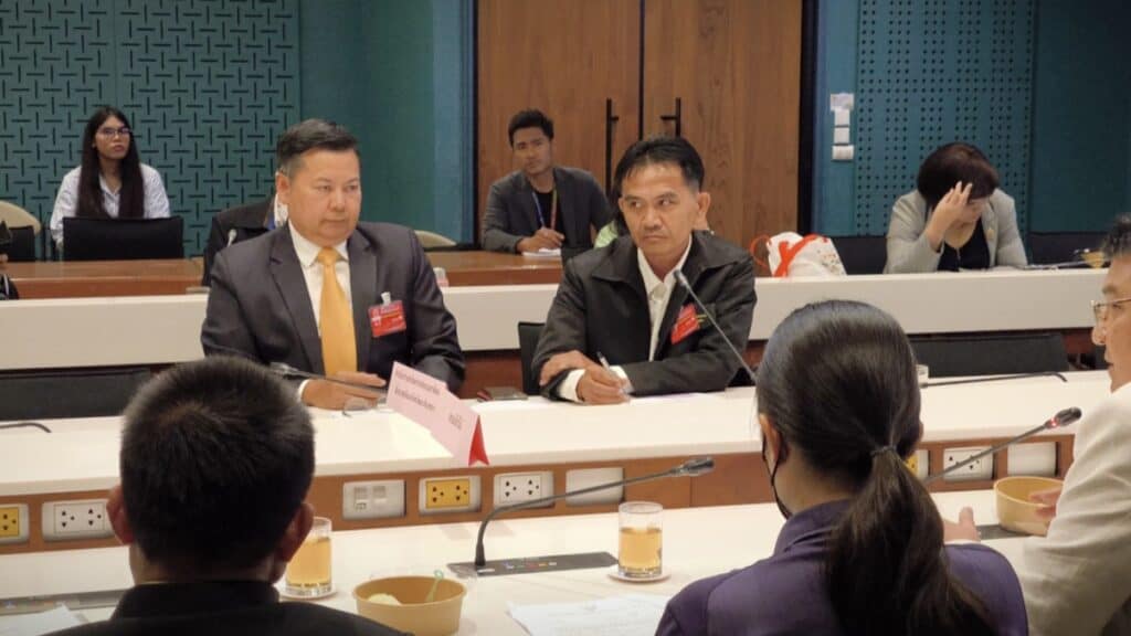 กมธ.สิ่งแวดล้อม วุฒิสภา พบทุนจีนรุกป่าฉะเชิงเทรา ทำทุเรียน 600 ไร่ กมธ.สิ่งแวดล้อม วุฒิสภา พบทุนจีนรุกป่าฉะเชิงเทรา ทำทุเรียน 600 ไร่