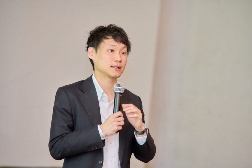 ท๊อป - จิรายุส ถอดรหัส4วาระสำคัญของสภาเศรษฐกิจโลก (WEF 2025) ท๊อป - จิรายุส ถอดรหัส4วาระสำคัญของสภาเศรษฐกิจโลก (WEF 2025)