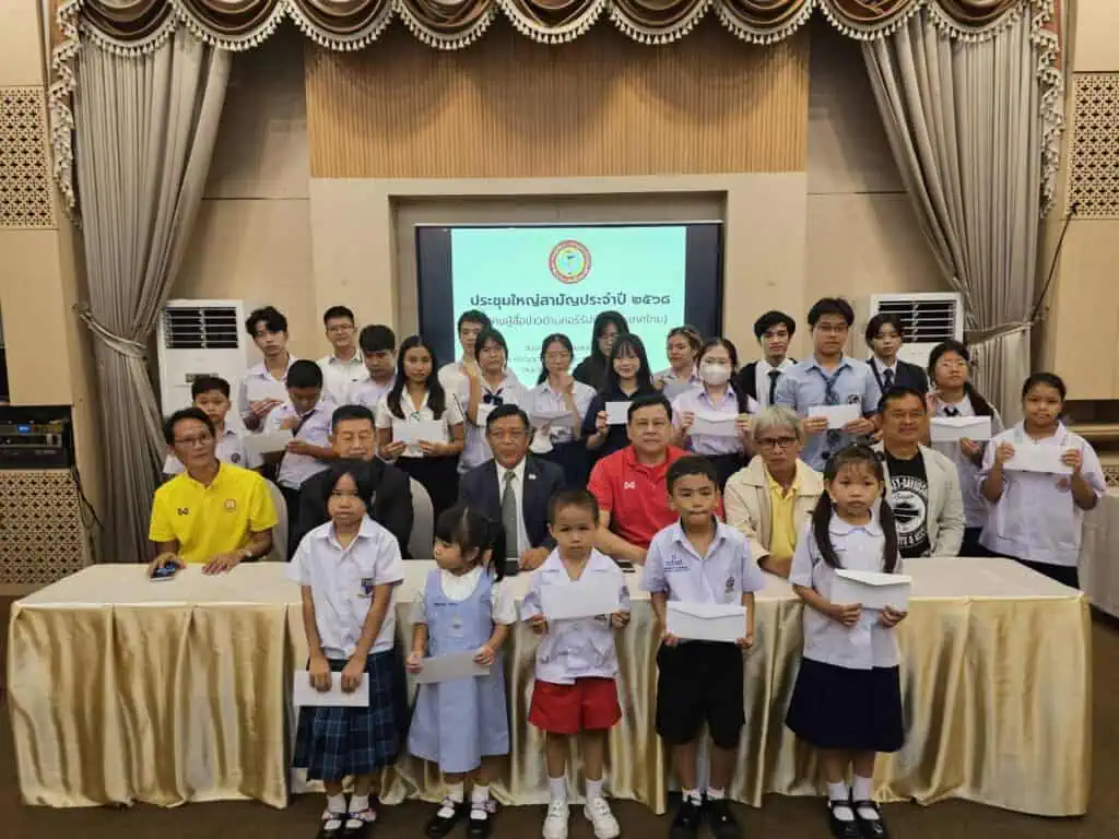 "สมาคมสื่อต้านโกง" มอบทุนการศึกษา ส่งเสริมอนาคตลูกหลาน ครอบครัวคนข่าวเป็นคนดี