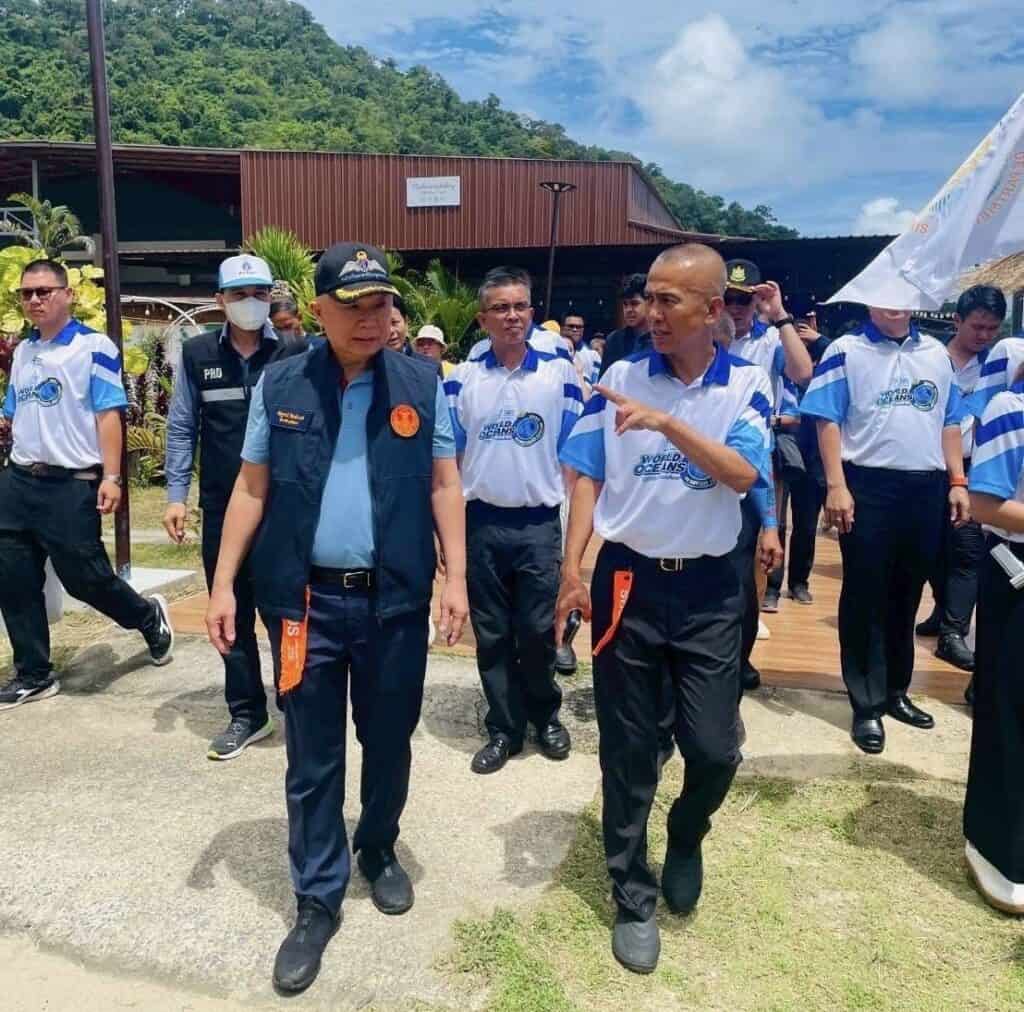 “สว.พิศูจน์” นำทีม กมธ.ท่องเที่ยวฯ วุฒิสภา ลุยเกาะช้าง ร่วมภารกิจเคลียร์ชายหาด–เคลียร์ปัญหาเมืองท่องเที่ยวยั่งยืน “สว.พิศูจน์” นำทีม กมธ.ท่องเที่ยวฯ วุฒิสภา ลุยเกาะช้าง ร่วมภารกิจเคลียร์ชายหาด–เคลียร์ปัญหาเมืองท่องเที่ยวยั่งยืน