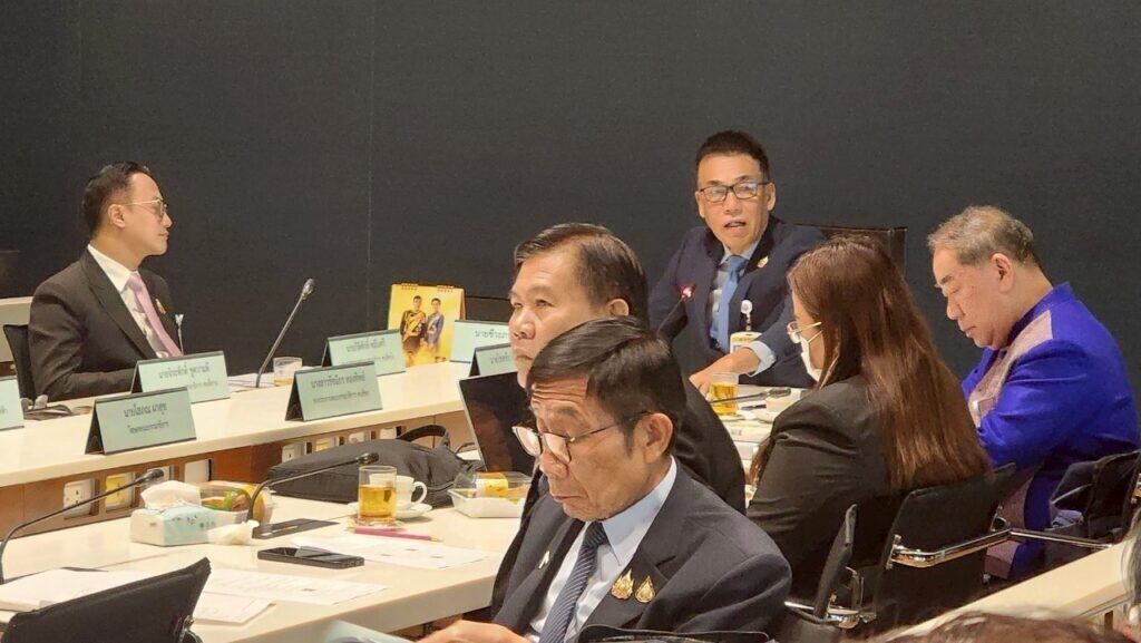 "สว.ชีวะภาพ" เสนอดึง พม่า-จีน ร่วมวงเจรจาแก้ปัญหาสารพิษในแม่น้ำกก ค้านสร้างฝายดักตะกอน "สว.ชีวะภาพ" เสนอดึง พม่า-จีน ร่วมวงเจรจาแก้ปัญหาสารพิษในแม่น้ำกก ค้านสร้างฝายดักตะกอน