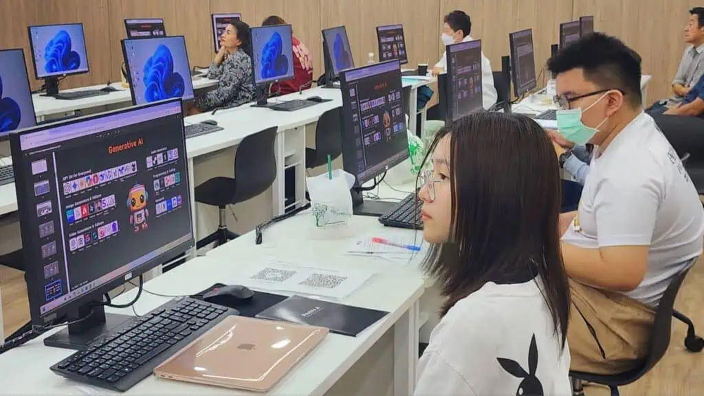 ม.กรุงเทพ อบรมใช้ AI ทำคอนเทนต์ สร้างผลงานธุรกิจอย่างมืออาชีพ