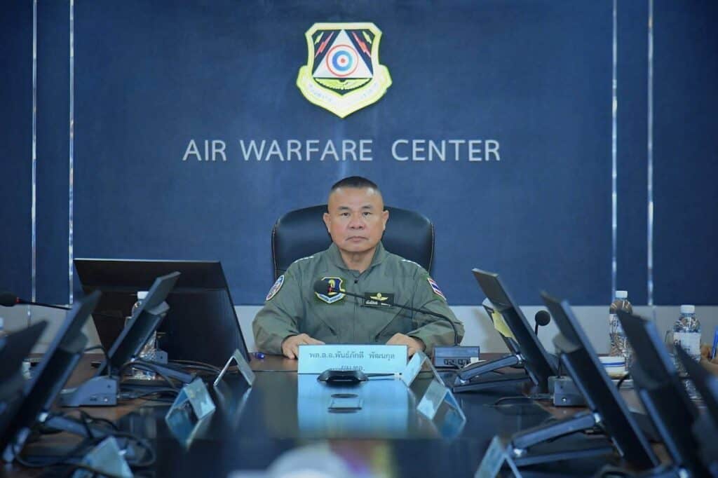 เช็กกำลังทางอากาศ พร้อมรบเต็มรูปแบบ เช็กกำลังทางอากาศ พร้อมรบเต็มรูปแบบ