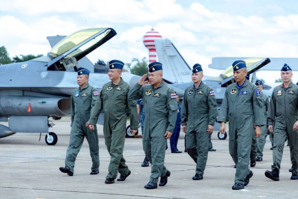 เช็กกำลังทางอากาศ พร้อมรบเต็มรูปแบบ เช็กกำลังทางอากาศ พร้อมรบเต็มรูปแบบ