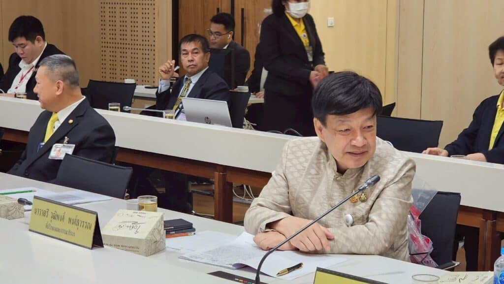 ประธานกมธ.ทหารฯ สว.จ่อเรียกตัวแทนรัฐบาลแจงพิพาทไทย-กัมพูชา ประธานกมธ.ทหารฯ สว.จ่อเรียกตัวแทนรัฐบาลแจงพิพาทไทย-กัมพูชา