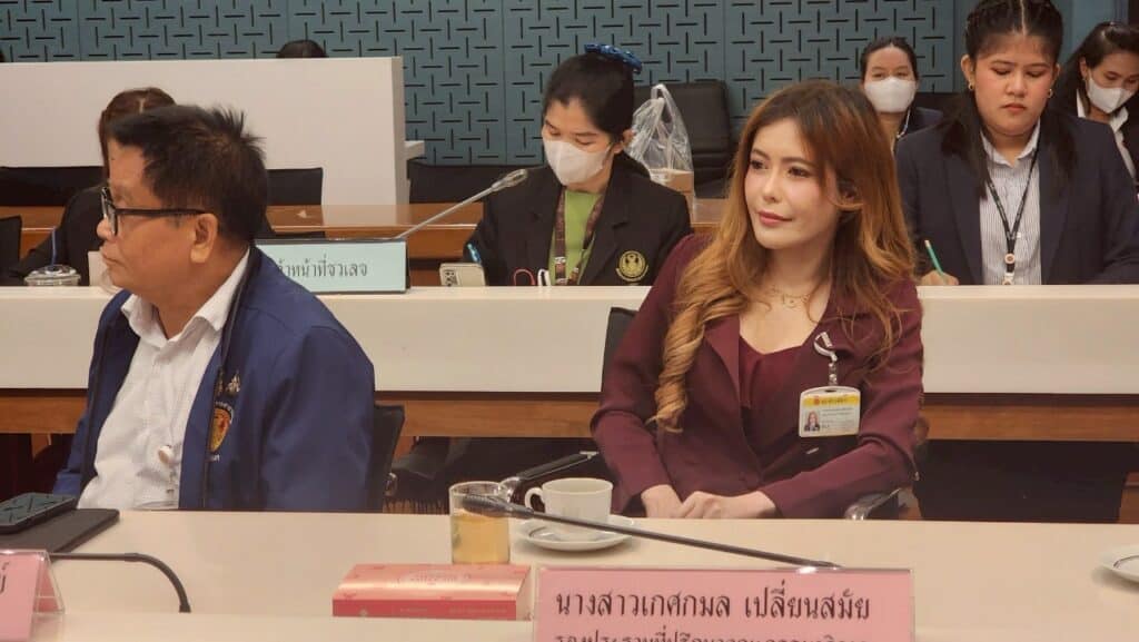 "กมธ.สว." ห่วง "แพทองธาร" สะดุดเก้าอี้รมว.วัฒนธรรม ชี้หมดคุณสมบัติ แก้เกมไม่รอด