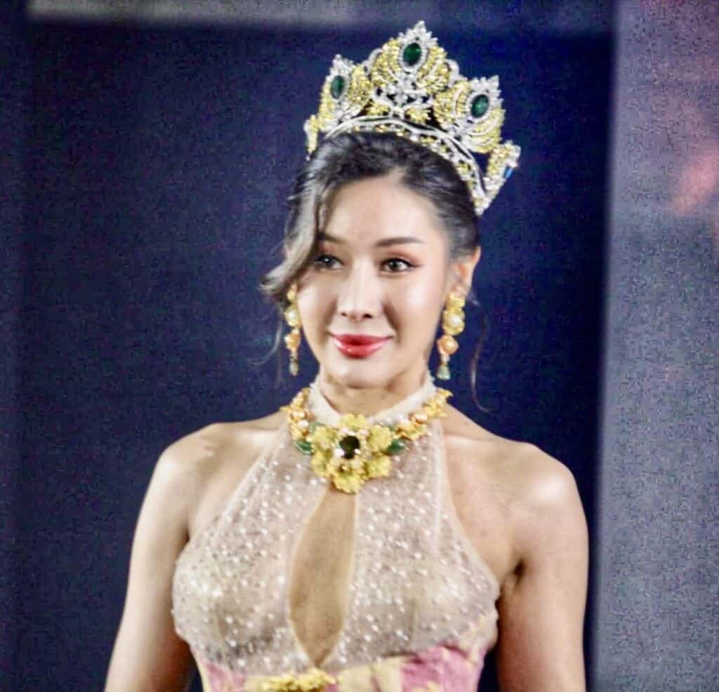 "TAEVIKA Jewelry" ปลุกพลัง "อัญมณีไทย" สู่ตลาดโลก! ผนึก Soft Power "นางงาม"