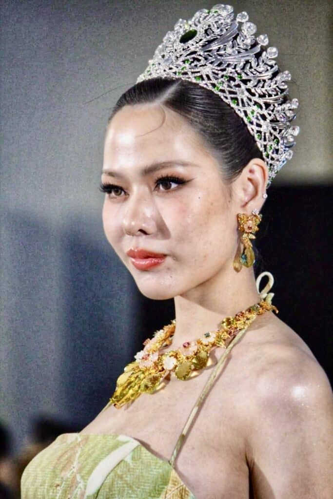 "TAEVIKA Jewelry" ปลุกพลัง "อัญมณีไทย" สู่ตลาดโลก! ผนึก Soft Power "นางงาม"