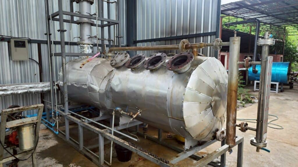 พลิกขยะเป็นน้ำมัน! กมธ.สิ่งแวดล้อม วุฒิสภา เล็งขยายโมเดล “น้ำมันจากขยะพลาสติก” พลิกขยะเป็นน้ำมัน! กมธ.สิ่งแวดล้อม วุฒิสภา เล็งขยายโมเดล “น้ำมันจากขยะพลาสติก”