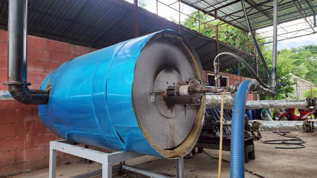 พลิกขยะเป็นน้ำมัน! กมธ.สิ่งแวดล้อม วุฒิสภา เล็งขยายโมเดล “น้ำมันจากขยะพลาสติก” พลิกขยะเป็นน้ำมัน! กมธ.สิ่งแวดล้อม วุฒิสภา เล็งขยายโมเดล “น้ำมันจากขยะพลาสติก”