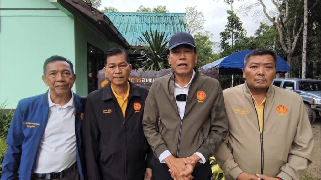 วุฒิสภาลุย "ห้วยคลิตี้" จี้ปมสารตะกั่ว ถามหาความคืบหน้าฟื้นฟู ชี้บทเรียนใหญ่ห้ามเกิดซ้ำ! วุฒิสภาลุย "ห้วยคลิตี้" จี้ปมสารตะกั่ว ถามหาความคืบหน้าฟื้นฟู ชี้บทเรียนใหญ่ห้ามเกิดซ้ำ!