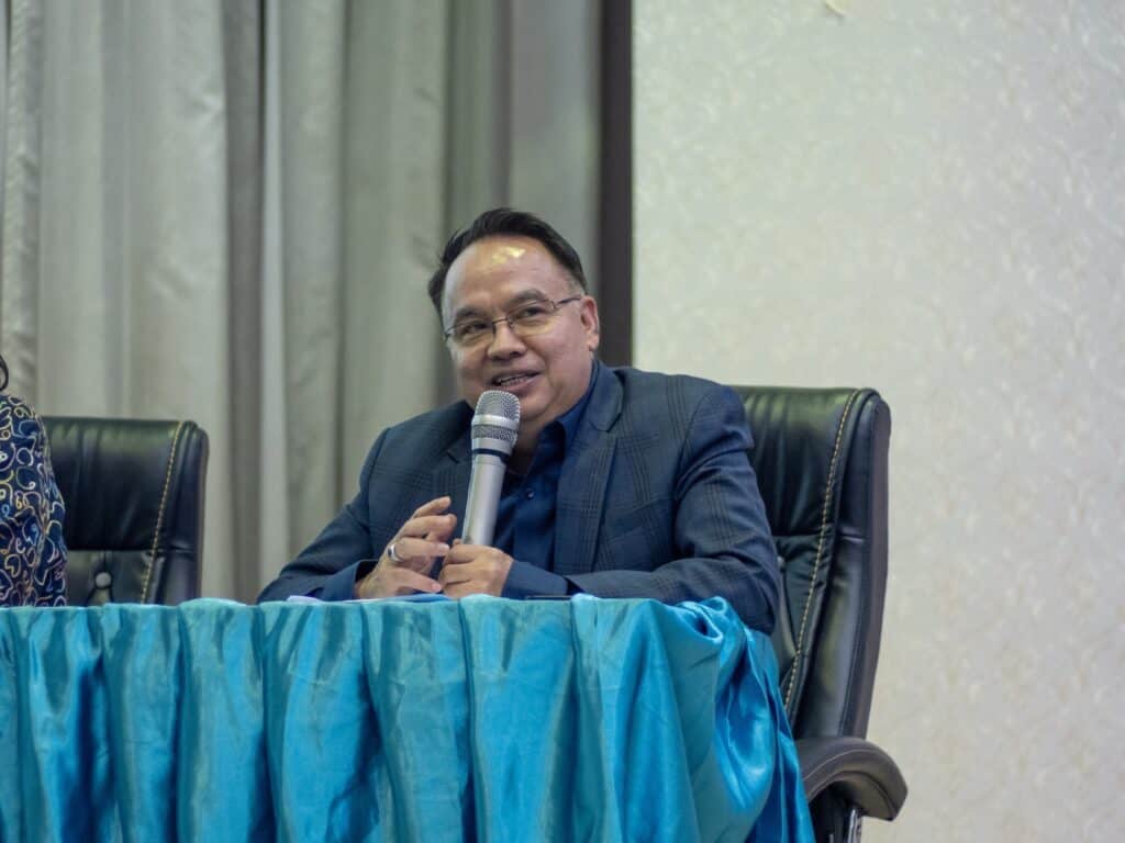 วงเสวนาชำแหละ ‘วิกฤติสื่อไทย’ เมื่อความน่าเชื่อถือขายไม่ได้ และนโยบายรัฐอุ้มไม่เป็น วงเสวนาชำแหละ ‘วิกฤติสื่อไทย’ เมื่อความน่าเชื่อถือขายไม่ได้ และนโยบายรัฐอุ้มไม่เป็น